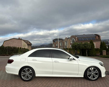 Белый Мерседес Е-Класс, объемом двигателя 3.5 л и пробегом 175 тыс. км за 19999 $, фото 4 на Automoto.ua