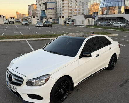 Белый Мерседес Е-Класс, объемом двигателя 3.5 л и пробегом 135 тыс. км за 23300 $, фото 11 на Automoto.ua