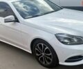Белый Мерседес Е-Класс, объемом двигателя 2.14 л и пробегом 300 тыс. км за 14600 $, фото 13 на Automoto.ua