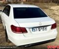 Белый Мерседес Е-Класс, объемом двигателя 2.1 л и пробегом 300 тыс. км за 15200 $, фото 3 на Automoto.ua