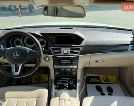 Белый Мерседес Е-Класс, объемом двигателя 2.14 л и пробегом 170 тыс. км за 19999 $, фото 21 на Automoto.ua