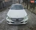 Белый Мерседес Е-Класс, объемом двигателя 2.1 л и пробегом 212 тыс. км за 19100 $, фото 1 на Automoto.ua