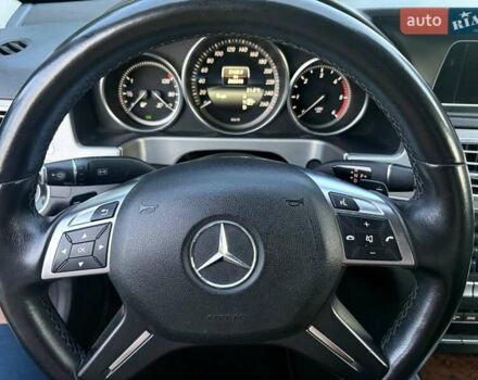 Мерседес Е-Клас 2014 у Одесі на Automoto.ua Білий Мерседес Е-Клас, об'ємом двигуна 2.14 л та пробігом 270 тис. км за 19500 $, фото 9 на Automoto.ua