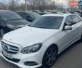 Белый Мерседес Е-Класс, объемом двигателя 2.14 л и пробегом 165 тыс. км за 19499 $, фото 1 на Automoto.ua