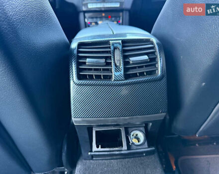 Белый Мерседес Е-Класс, объемом двигателя 2.2 л и пробегом 126 тыс. км за 21500 $, фото 30 на Automoto.ua