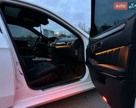 Білий Мерседес Е-Клас, об'ємом двигуна 2.2 л та пробігом 157 тис. км за 17999 $, фото 22 на Automoto.ua