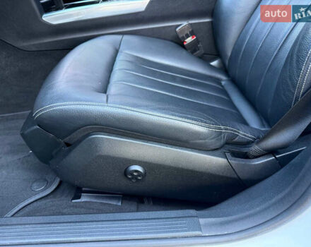 Белый Мерседес Е-Класс, объемом двигателя 2.2 л и пробегом 126 тыс. км за 21500 $, фото 18 на Automoto.ua