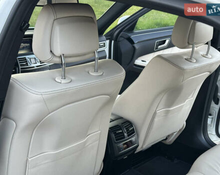 Белый Мерседес Е-Класс, объемом двигателя 2.14 л и пробегом 65 тыс. км за 26300 $, фото 50 на Automoto.ua