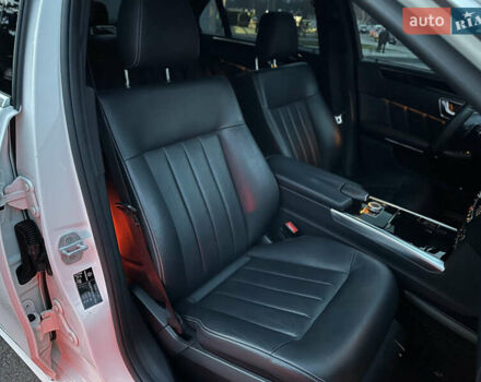 Білий Мерседес Е-Клас, об'ємом двигуна 2.2 л та пробігом 157 тис. км за 17999 $, фото 23 на Automoto.ua