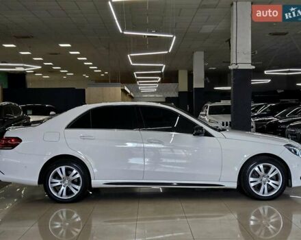 Мерседес Е-Класс 2015 в Николаеве на Automoto.ua Белый Мерседес Е-Класс, объемом двигателя 2.14 л и пробегом 189 тыс. км за 21999 $, фото 4 на Automoto.ua