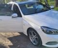 Белый Мерседес Е-Класс, объемом двигателя 2.1 л и пробегом 229 тыс. км за 22000 $, фото 10 на Automoto.ua