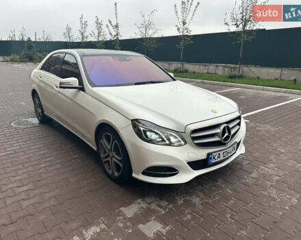 Білий Мерседес Е-Клас, об'ємом двигуна 2.2 л та пробігом 129 тис. км за 18300 $, фото 21 на Automoto.ua