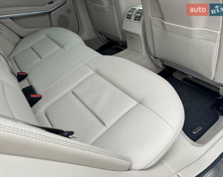 Белый Мерседес Е-Класс, объемом двигателя 3.5 л и пробегом 151 тыс. км за 15999 $, фото 39 на Automoto.ua