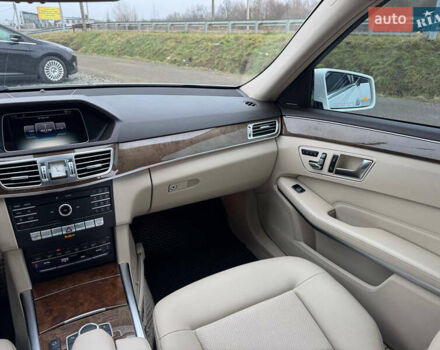 Білий Мерседес Е-Клас, об'ємом двигуна 3.5 л та пробігом 151 тис. км за 15500 $, фото 37 на Automoto.ua