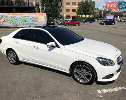 Білий Мерседес Е-Клас, об'ємом двигуна 2.1 л та пробігом 128 тис. км за 18450 $, фото 4 на Automoto.ua