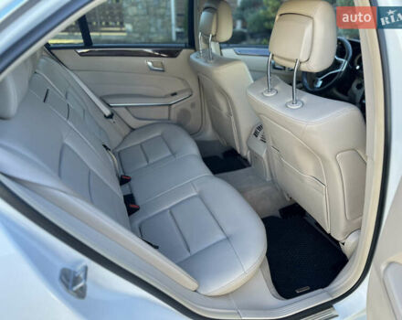 Білий Мерседес Е-Клас, об'ємом двигуна 3.5 л та пробігом 151 тис. км за 14999 $, фото 34 на Automoto.ua