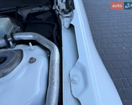 Белый Мерседес Е-Класс, объемом двигателя 2.2 л и пробегом 126 тыс. км за 21500 $, фото 61 на Automoto.ua