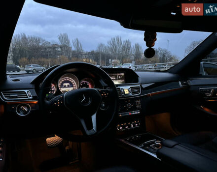 Білий Мерседес Е-Клас, об'ємом двигуна 2.2 л та пробігом 157 тис. км за 17999 $, фото 15 на Automoto.ua