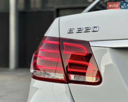 Белый Мерседес Е-Класс, объемом двигателя 2.14 л и пробегом 65 тыс. км за 26300 $, фото 19 на Automoto.ua