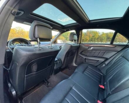 Белый Мерседес Е-Класс, объемом двигателя 3 л и пробегом 74 тыс. км за 17500 $, фото 12 на Automoto.ua