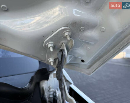 Белый Мерседес Е-Класс, объемом двигателя 2.2 л и пробегом 126 тыс. км за 21500 $, фото 63 на Automoto.ua