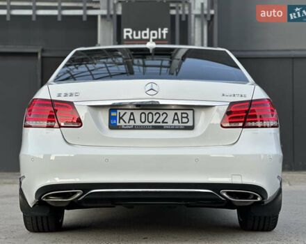 Белый Мерседес Е-Класс, объемом двигателя 2.14 л и пробегом 65 тыс. км за 26300 $, фото 20 на Automoto.ua
