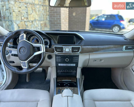 Білий Мерседес Е-Клас, об'ємом двигуна 3.5 л та пробігом 151 тис. км за 14999 $, фото 25 на Automoto.ua