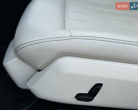 Белый Мерседес Е-Класс, объемом двигателя 2.14 л и пробегом 65 тыс. км за 26300 $, фото 49 на Automoto.ua