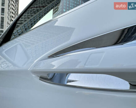 Белый Мерседес Е-Класс, объемом двигателя 2.14 л и пробегом 65 тыс. км за 26300 $, фото 45 на Automoto.ua