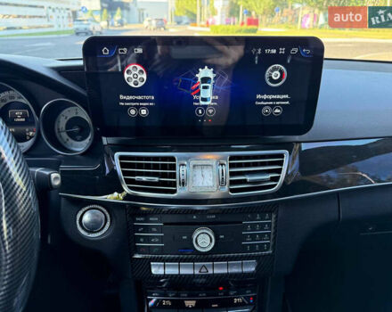 Белый Мерседес Е-Класс, объемом двигателя 2.2 л и пробегом 126 тыс. км за 21500 $, фото 34 на Automoto.ua