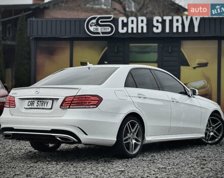 Белый Мерседес Е-Класс, объемом двигателя 3.5 л и пробегом 151 тыс. км за 15999 $, фото 13 на Automoto.ua