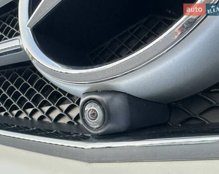 Белый Мерседес Е-Класс, объемом двигателя 2.14 л и пробегом 65 тыс. км за 26300 $, фото 18 на Automoto.ua