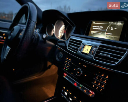 Білий Мерседес Е-Клас, об'ємом двигуна 2.2 л та пробігом 157 тис. км за 17999 $, фото 27 на Automoto.ua