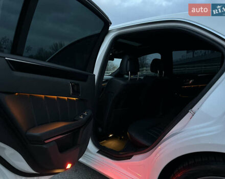 Білий Мерседес Е-Клас, об'ємом двигуна 2.2 л та пробігом 157 тис. км за 17999 $, фото 18 на Automoto.ua