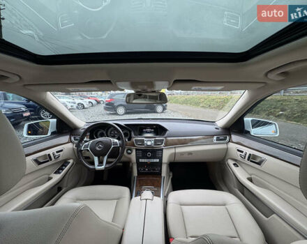 Белый Мерседес Е-Класс, объемом двигателя 3.5 л и пробегом 151 тыс. км за 15999 $, фото 4 на Automoto.ua