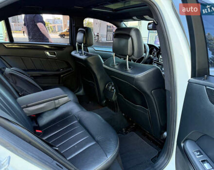 Белый Мерседес Е-Класс, объемом двигателя 2.2 л и пробегом 126 тыс. км за 21500 $, фото 47 на Automoto.ua