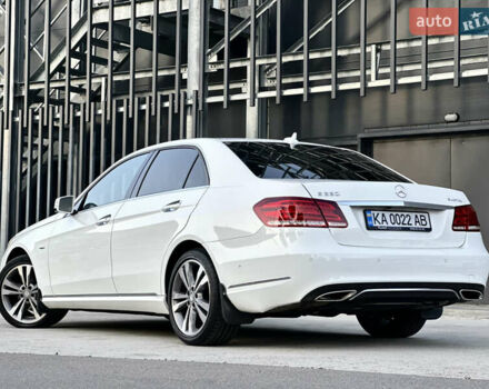 Белый Мерседес Е-Класс, объемом двигателя 2.14 л и пробегом 65 тыс. км за 26300 $, фото 8 на Automoto.ua