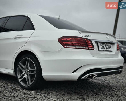 Белый Мерседес Е-Класс, объемом двигателя 3.5 л и пробегом 151 тыс. км за 15999 $, фото 18 на Automoto.ua
