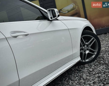 Белый Мерседес Е-Класс, объемом двигателя 3.5 л и пробегом 151 тыс. км за 15999 $, фото 24 на Automoto.ua