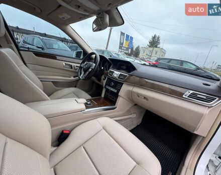 Білий Мерседес Е-Клас, об'ємом двигуна 3.5 л та пробігом 151 тис. км за 15500 $, фото 30 на Automoto.ua