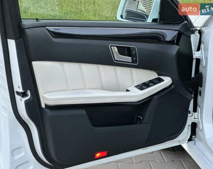 Белый Мерседес Е-Класс, объемом двигателя 2.14 л и пробегом 65 тыс. км за 26300 $, фото 54 на Automoto.ua