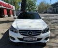 Белый Мерседес Е-Класс, объемом двигателя 2.2 л и пробегом 161 тыс. км за 22000 $, фото 1 на Automoto.ua