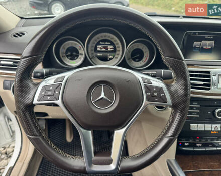 Белый Мерседес Е-Класс, объемом двигателя 3.5 л и пробегом 151 тыс. км за 15999 $, фото 58 на Automoto.ua