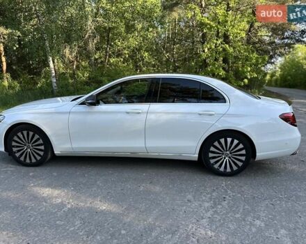 Белый Мерседес Е-Класс, объемом двигателя 2 л и пробегом 156 тыс. км за 28000 $, фото 19 на Automoto.ua