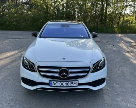 Белый Мерседес Е-Класс, объемом двигателя 2 л и пробегом 156 тыс. км за 28000 $, фото 13 на Automoto.ua