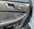 Белый Мерседес Е-Класс, объемом двигателя 2.2 л и пробегом 210 тыс. км за 5500 $, фото 13 на Automoto.ua