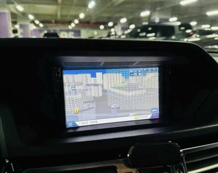 Белый Мерседес Е-Класс, объемом двигателя 2.2 л и пробегом 155 тыс. км за 8500 $, фото 10 на Automoto.ua
