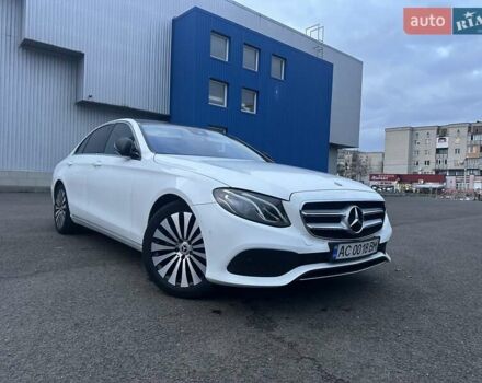 Белый Мерседес Е-Класс, объемом двигателя 1.99 л и пробегом 162 тыс. км за 27800 $, фото 2 на Automoto.ua