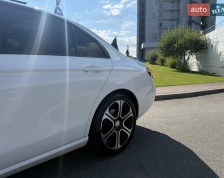 Білий Мерседес Е-Клас, об'ємом двигуна 1.95 л та пробігом 117 тис. км за 31222 $, фото 19 на Automoto.ua