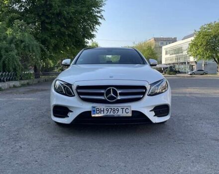 Белый Мерседес Е-Класс, объемом двигателя 3 л и пробегом 85 тыс. км за 37000 $, фото 7 на Automoto.ua